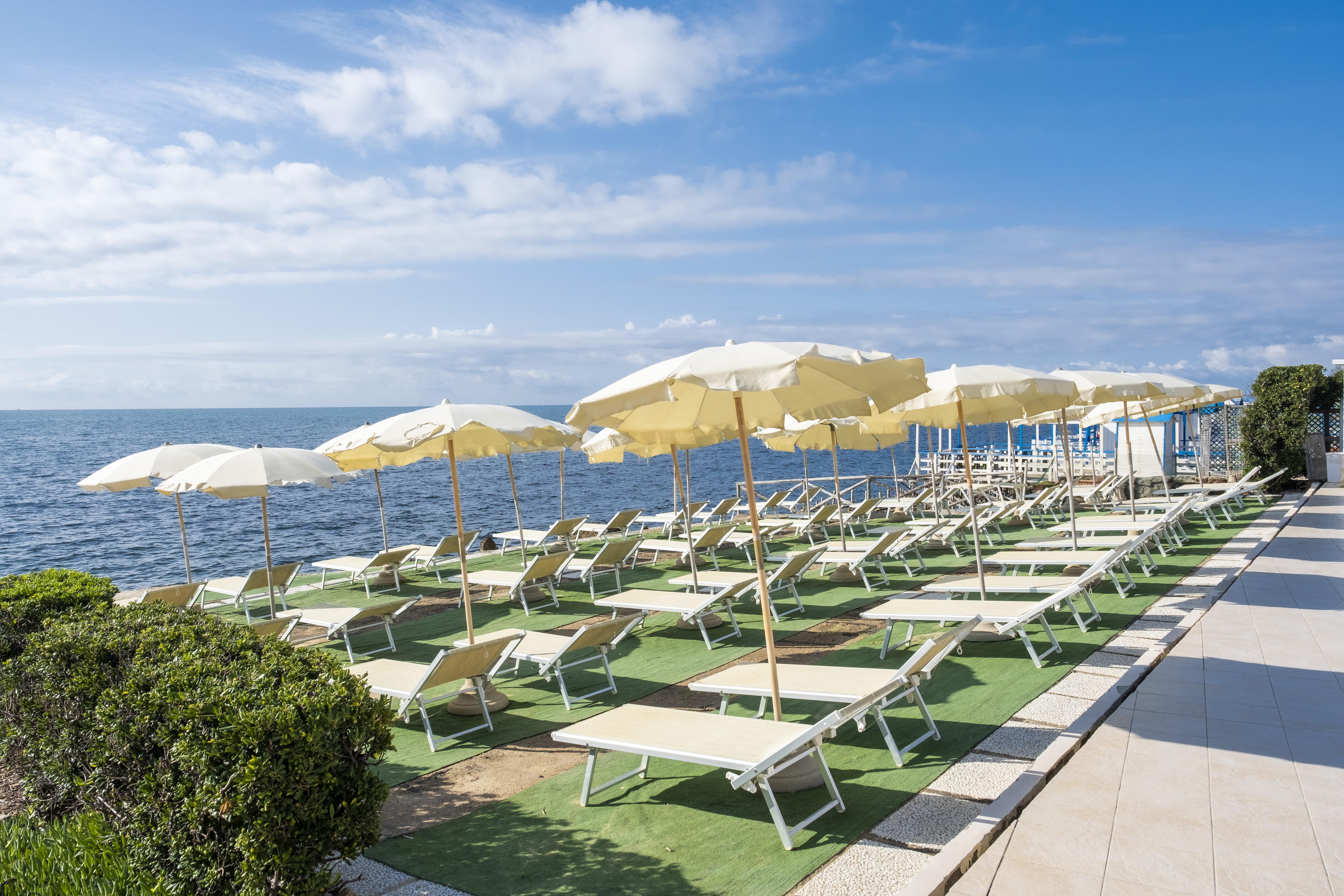 Hotel Cavalluccio Marino Santa Marinella Exteriör bild