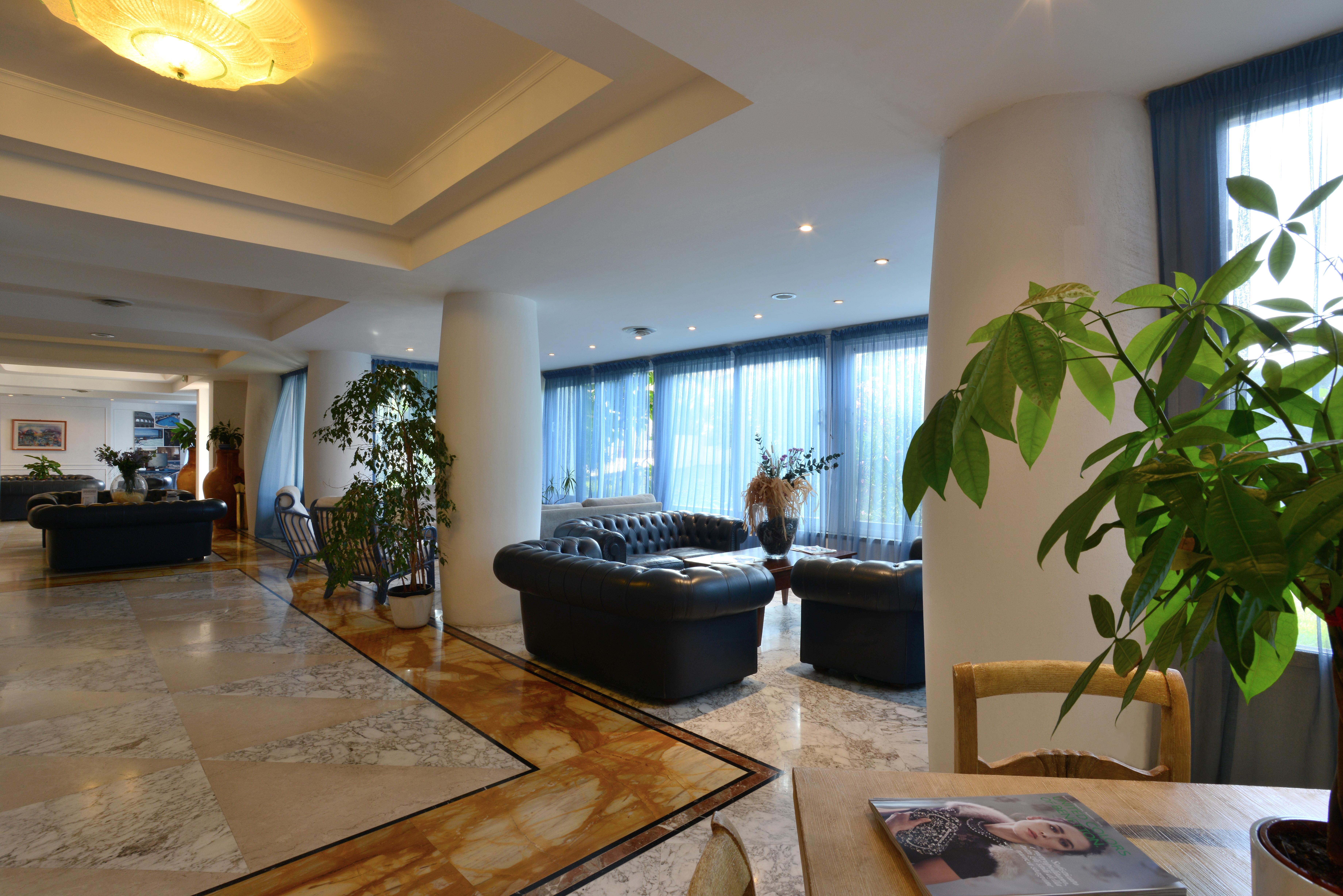 Hotel Cavalluccio Marino Santa Marinella Exteriör bild
